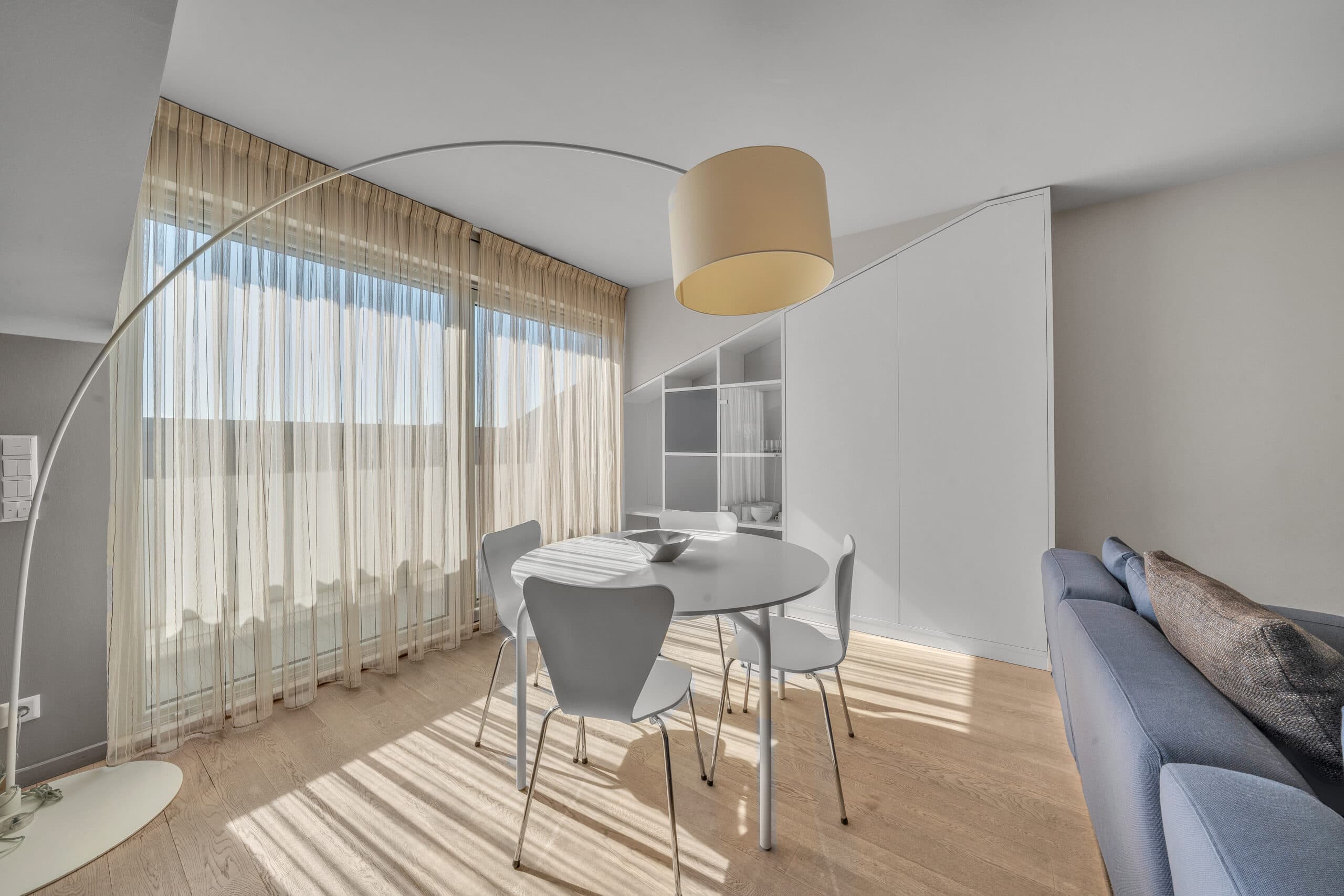 Second bedroom.